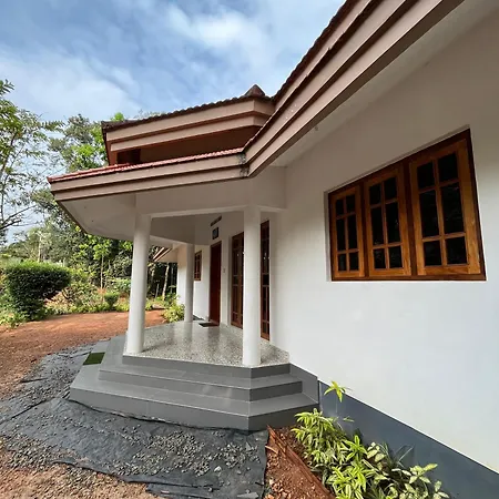Puthenveettil Villa Kottayam Exterior photo